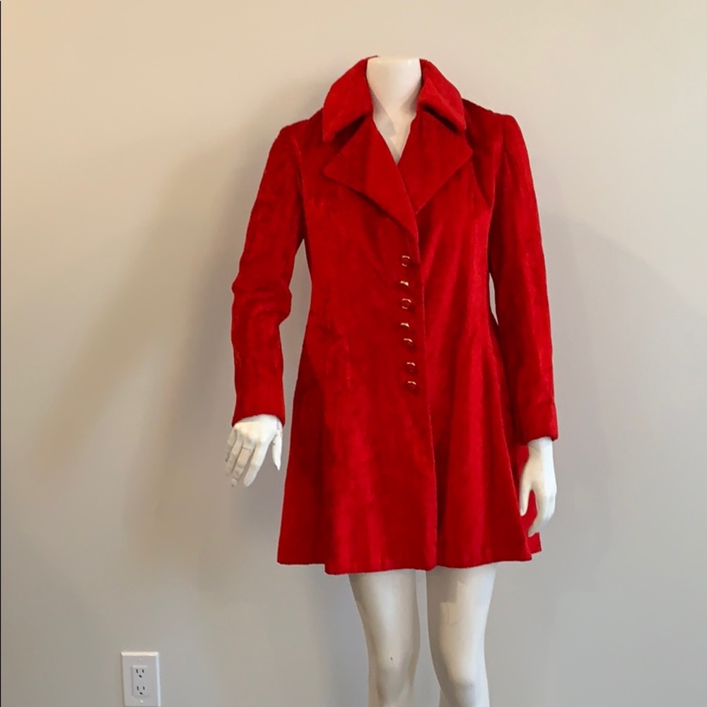 20% off! Vintage red holiday coat Size M!